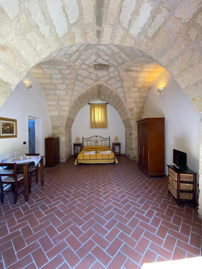 Masseria Montanari Carpignano Salentino Eksteriør billede