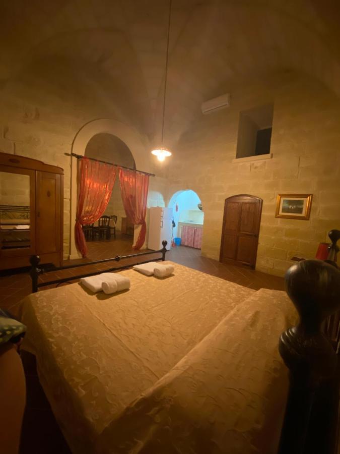 Masseria Montanari Carpignano Salentino Eksteriør billede
